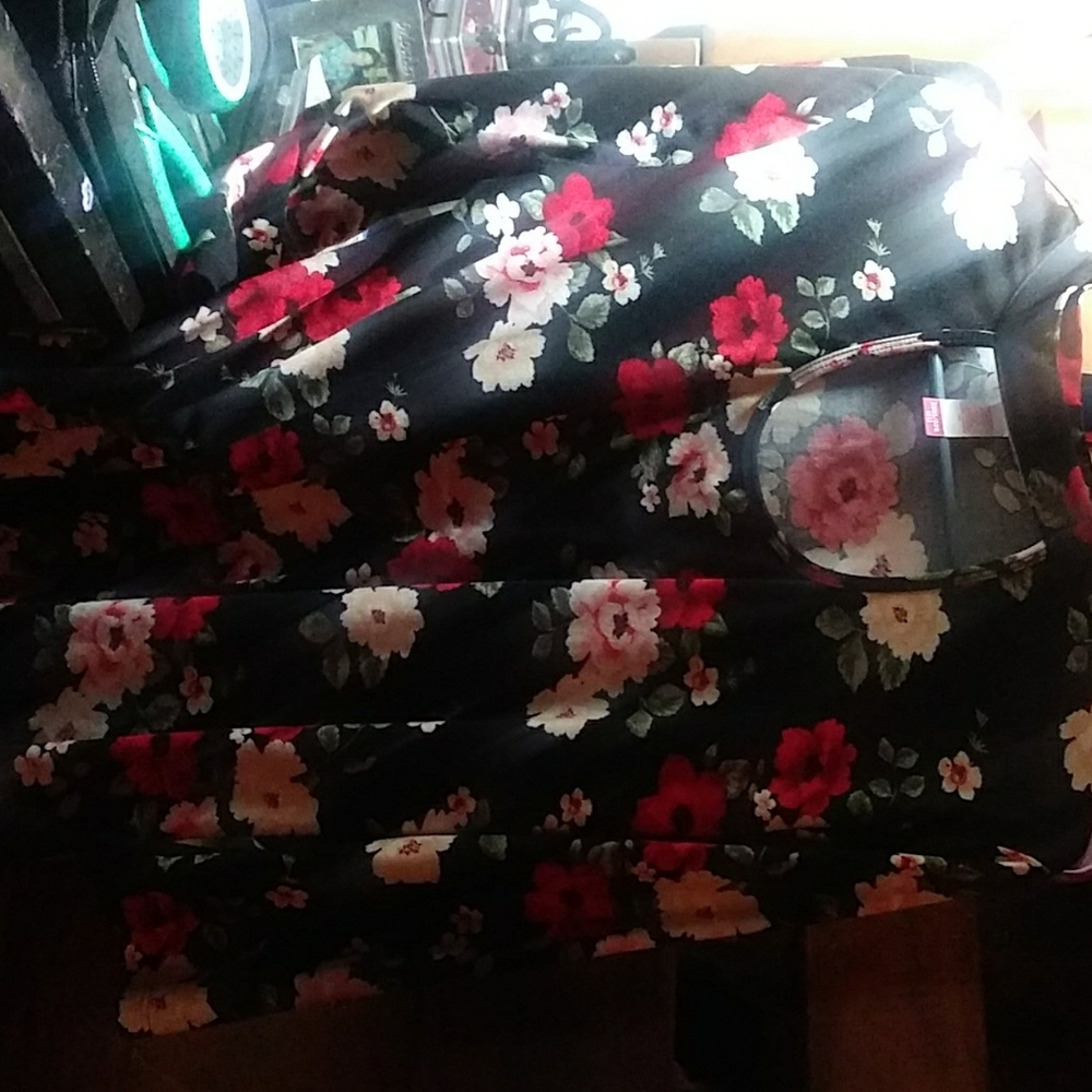 Great boob shirt( for u larger breasted gals)